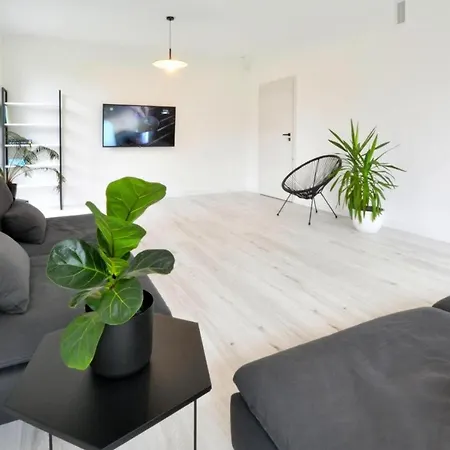 Villa Comfortable Villa, *