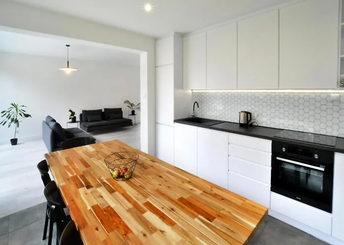 Comfortable With Private Sauna Villa *